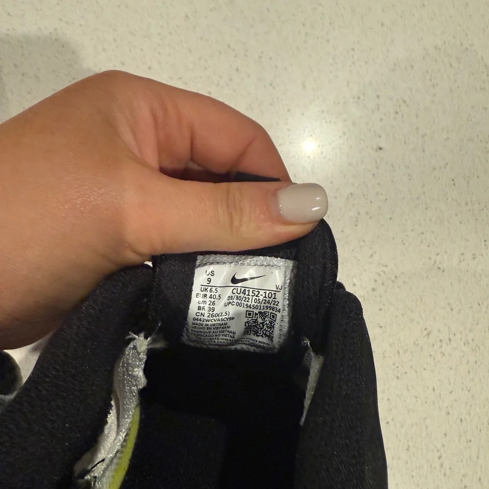Nike Dual-Tone Black and White Athletic Shoes